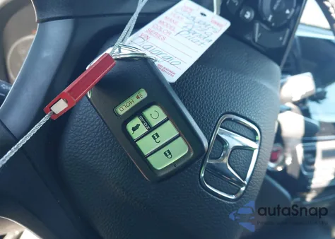 2020 Honda Pilot Awd Touring 8 Passenger z USA, uszkodzony, nr VIN 5FNYF6H91LB033022